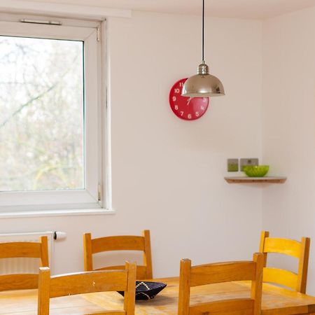 Spacious Central 3 Bedroom Apartment In Old Street ลอนดอน ภายนอก รูปภาพ