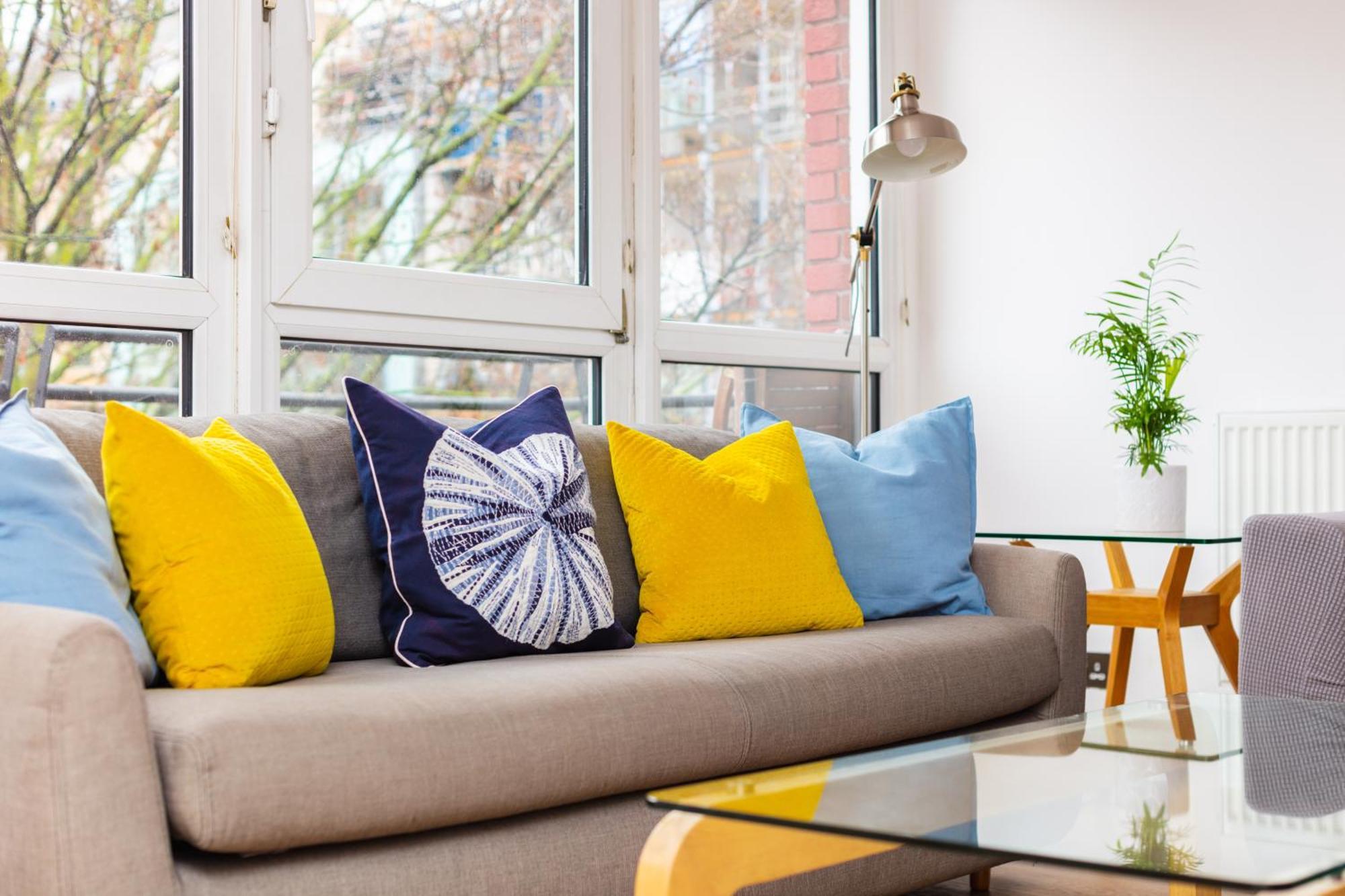 Spacious Central 3 Bedroom Apartment In Old Street ลอนดอน ภายนอก รูปภาพ